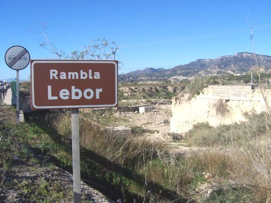 Presentarán una moción conjunta para exigir a la CHS y al Gobierno Central la construcción del encauzamiento y la presa de laminación de la rambla de Lébor