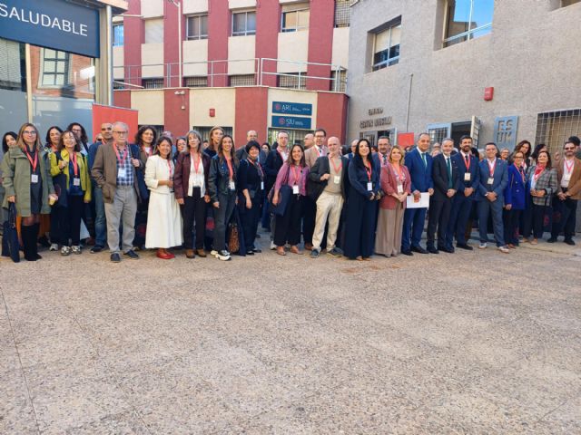 La Región de Murcia aborda la inteligencia artificial y la transferencia de conocimiento como retos de la formación doctoral
