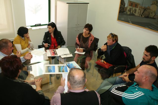 La Federación de Peñas del Carnaval se reúne con responsables del Gobierno municipal