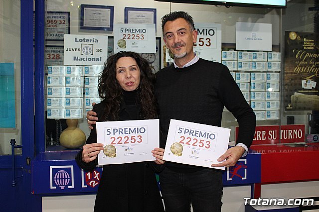 El 22.253, el último quinto premio de la Lotería de Navidad, repartido en 12 administraciones de la Región