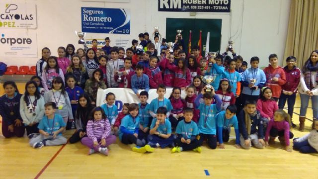 Finaliza la Fase Local de Multideporte y Fútbol Sala de Deporte Escolar, con la entrega de trofeos a los mejores centros clasificados
