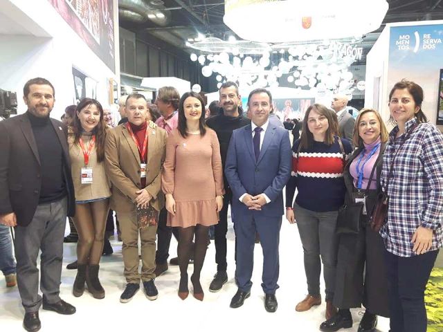 La concejala de Turismo asiste a la presentación que la Mancomunidad de Sierra Espuña hace del producto ecoturístico 'Espusendas' en Fitur´2020