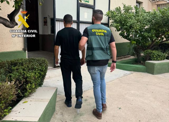 Detenidos dos jóvenes por secuestrar y agredir brutalmente a un hombre tras una cita concertada