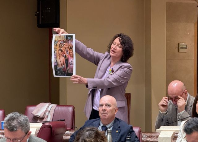 Podemos exige la dimisión del consejero Pedre&ntilde;o tras la publicación de un informe que destapa graves fallos en el programa de cribado el cáncer de mama en la Región