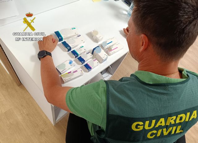 La Guardia Civil desarticula un grupo criminal e investiga a 22 personas por traficar con medicamentos estupefacientes