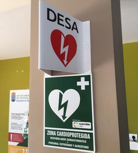 La Concejalía de Deportes completa todas las infraestructuras deportivas municipales de Totana con espacios cardioprotegidos
