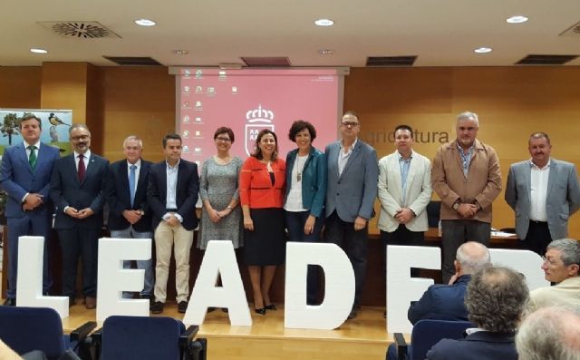 El alcalde asiste a la Jornada 'La iniciativa Leader dinamizadora del territorio rural', en la que se presentan las bases reguladoras de esta convocatoria comunitaria