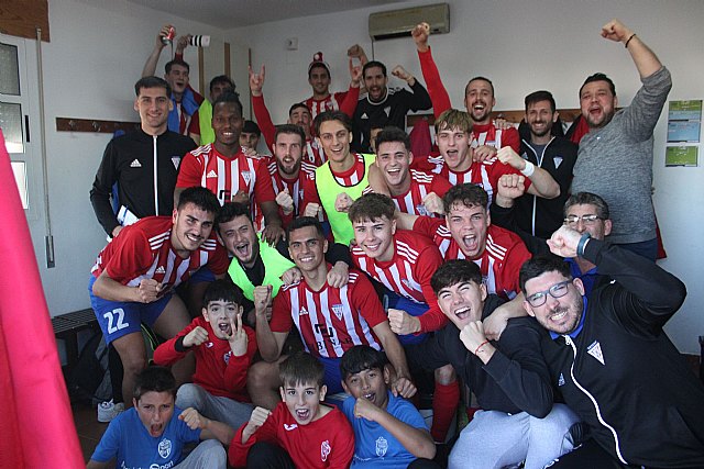 El Olímpico de Totana cierra el año con una trabajada victoria ante la UD Los Garres (1-0)