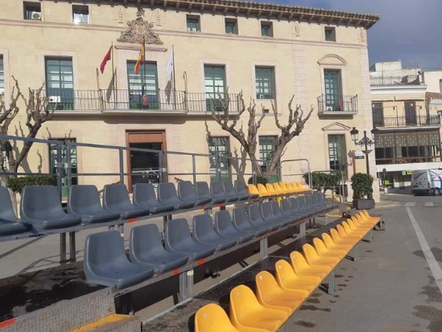 La Federación de Peñas del Carnaval vuelve a ceder a Padisito la gestión de las gradas para los desfiles del Carnaval de este año