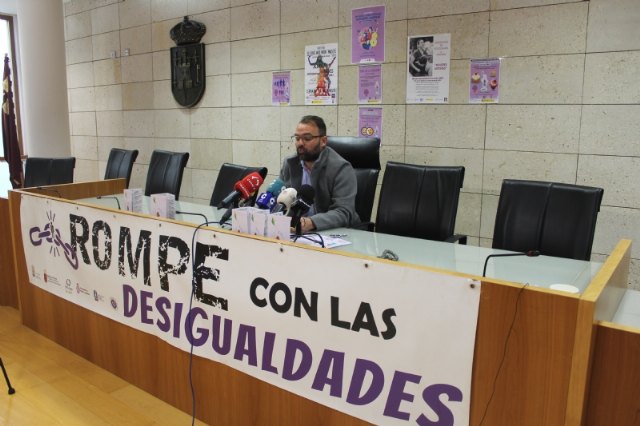Cerca de una treintena de actividades conforman el programa para conmemorar el Día Internacional de la Mujer