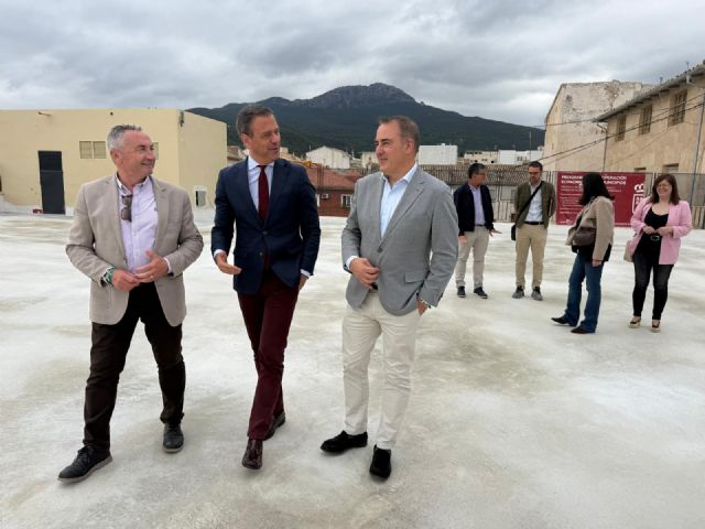 El Plan de Obras de la Comunidad permite renovar infraestructuras y reformar el parque de la Glorieta en Moratalla