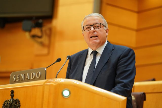 Bernabé denuncia que 'el PSOE amenaza a 88.000 familias con tirarles sus casas'