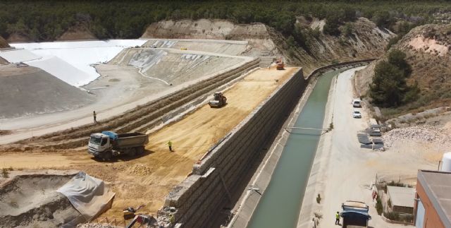 La CHS avanza en la rehabilitación de la balsa de La Muela para recuperar la plena operatividad reguladora en el postrasvase