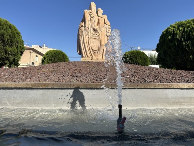 Se apela a la concienciación ciudadana en el uso responsable del agua y el consumo moderado durante lo que resta del verano tras unos meses tan calurosos y secos