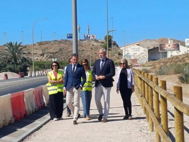 Comunidad y Ayuntamiento invierten más de 1 millón de euros en Santomera para crear nuevos espacios para el paseo, el ocio y el deporte
