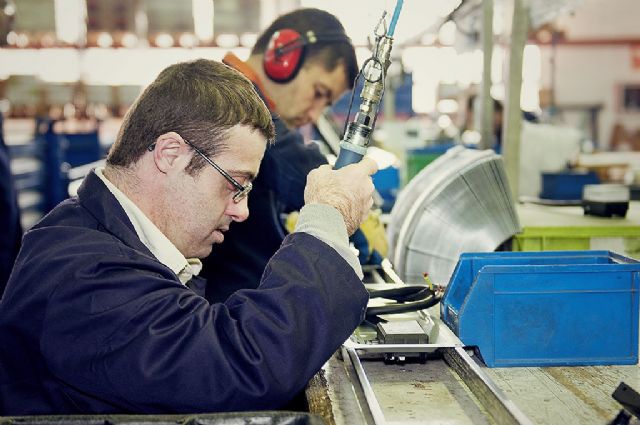 La Comunidad aumenta las ayudas para acercar el empleo a las personas con discapacidad hasta superar los 1,5 millones de euros