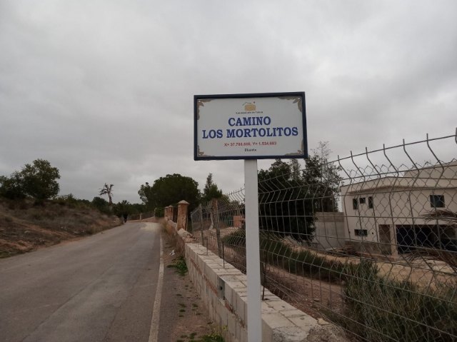 Comienzan durante esta semana las labores de renovación de la cartelería informativa de los caminos rurales del municipio de Totana