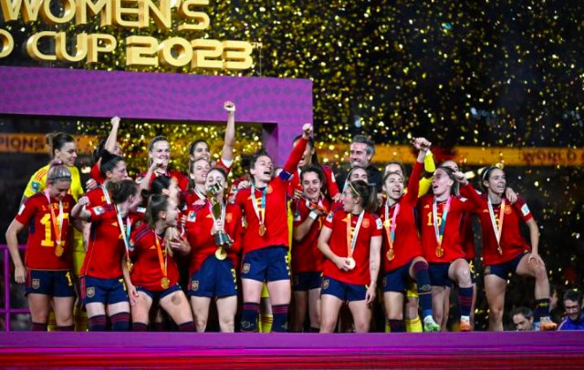 Éxito histórico de la Selección femenina de fútbol empañado por el machismo