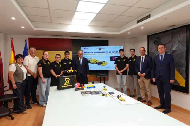 El Gobierno regional destaca el talento investigador de los jóvenes que representarán a Espa&ntilde;a en el Mundial de Singapur