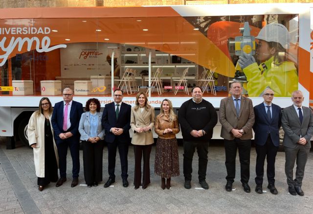 La Consejería de Empresa impulsa diez seminarios técnicos para la seguridad en la construcción e incorpora la inteligencia artificial a la prevención