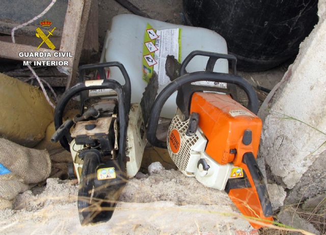 La Guardia Civil sorprende a un joven mientras cometía un robo en una vivienda de Totana