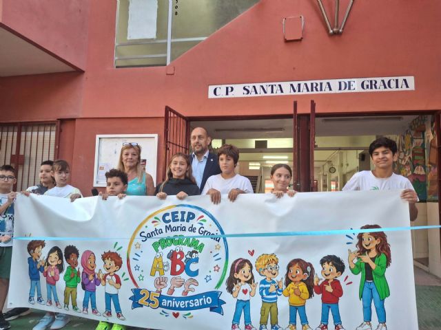 Casi medio centenar de alumnos de Primaria y Secundaria con discapacidad auditiva participan en un proyecto que mejora su integración