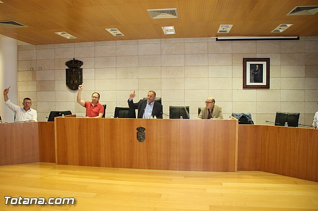 El PP denuncia el 'lamentable espectáculo' que la inmensa mayoría de concejales de Ganar Totana-IU dieron abandonando el pleno