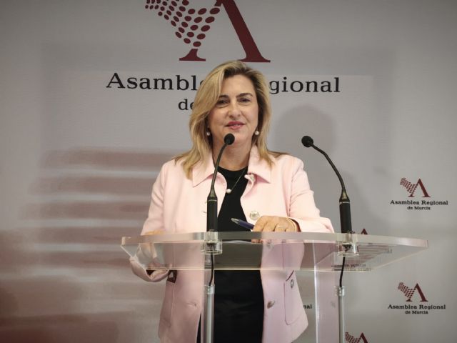 Carmina Fernández denuncia la alianza entre López Miras y Vox para bloquear el debate de las propuestas del PSOE en la Asamblea Regional