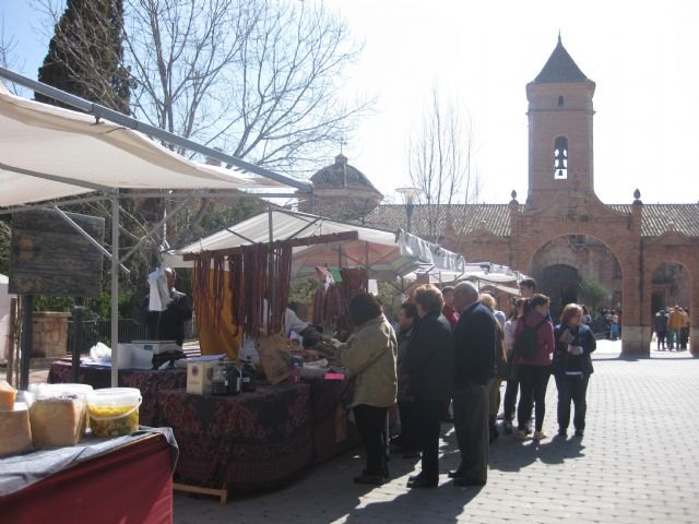Este domingo se celebró el Mercadillo Artesano de La Santa