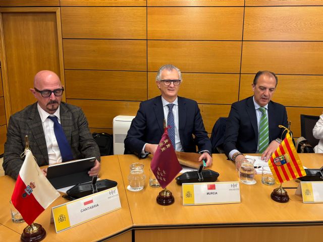 El Gobierno regional lamenta el escaso interés de la ministra por resolver los problemas del Sistema Nacional de Salud