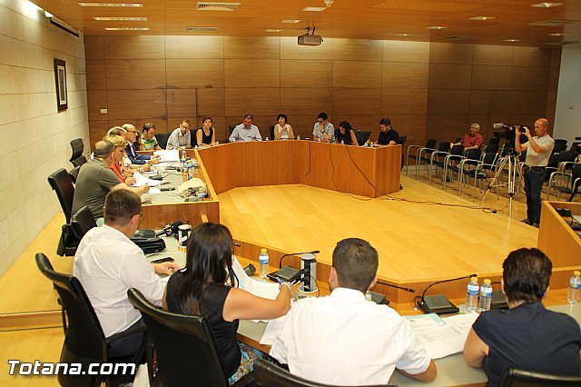 El Pleno tratará la modificación de la ordenanza fiscal por la prestación del servicio del Cementerio municipal