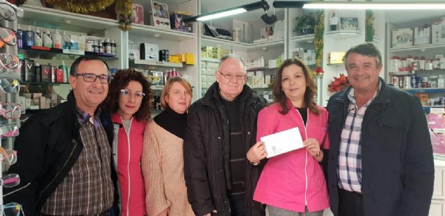 Cáritas - Parroquia de las Tres Avemarías / Farmacia Ldo. Crespo Castillo