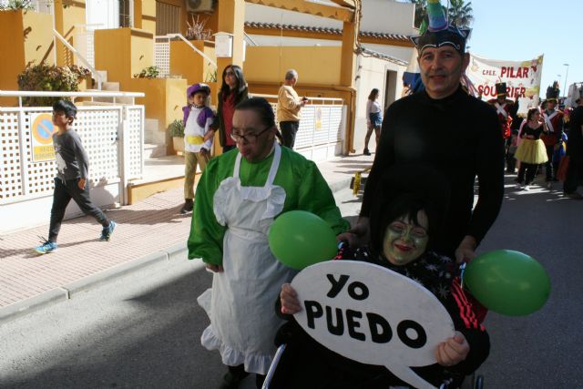 Más de doscientas personas participan en el I Desfile de Carnaval Adaptado organizado por los Centros de Día de Discapacidad de Totana
