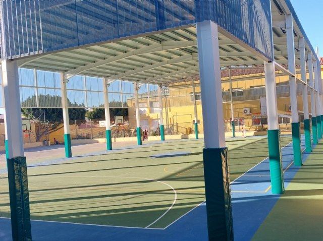 La nueva pista polideportiva del CEIP Santiago se inaugurará el próximo 10 de marzo