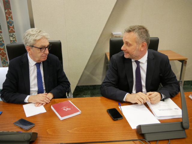 Segado: 'Lucas y los socialistas de la Región deben decidir si están con los regantes en defensa del Trasvase, o con el Gobierno de Espa&ntilde;a, que lo condena al cierre'