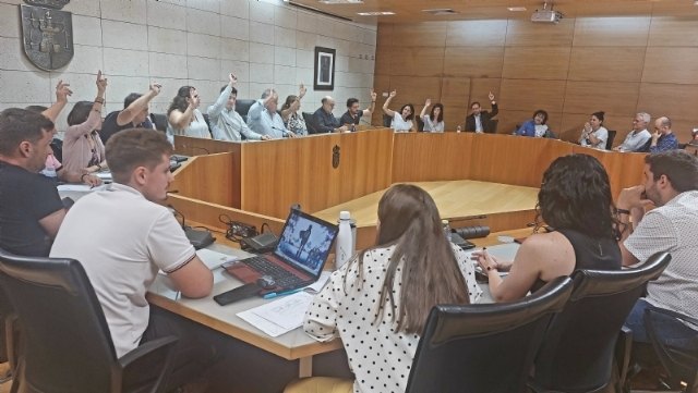 Aprueban las indemnizaciones por asistencia a órganos colegiados, subvenciones a los grupos municipales y las retribuciones de los concejales con dedicación parcial o exclusiva