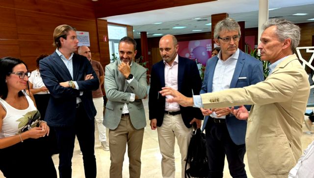 Cada euro que invierte la Comunidad en el sector del mueble genera una inversión empresarial de 2,3 euros
