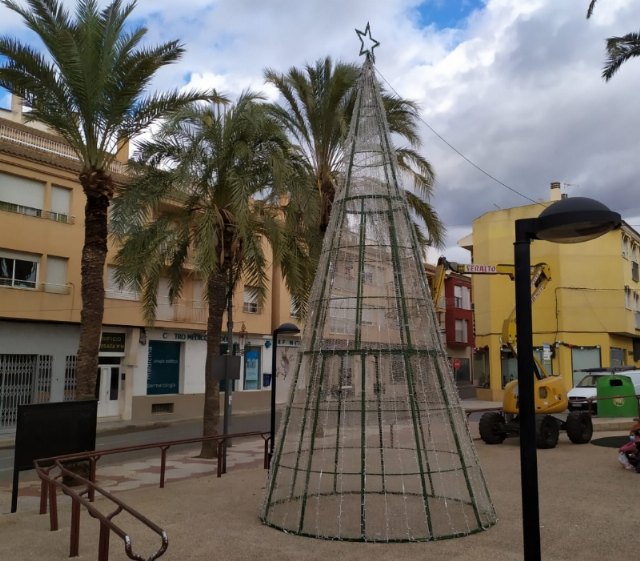 Suscriben un convenio de colaboración con la Asociación de Comerciantes de la Avenida de Lorca