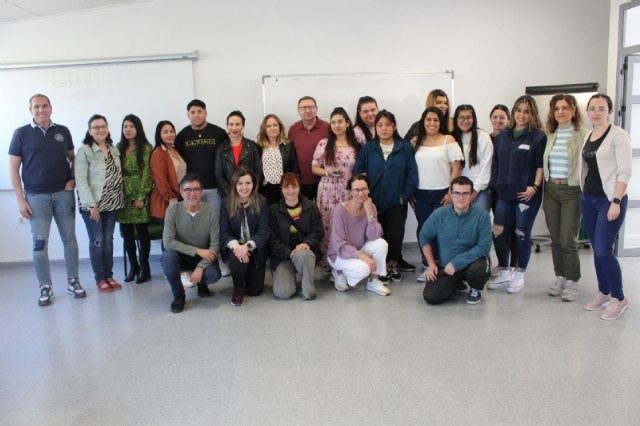 El programa “Atención Sociosanitaria a Personas Dependientes en Instituciones Sociales” posibilitará la inserción laboral en el ámbito sociosanitario de un total de 15 personas del municipio