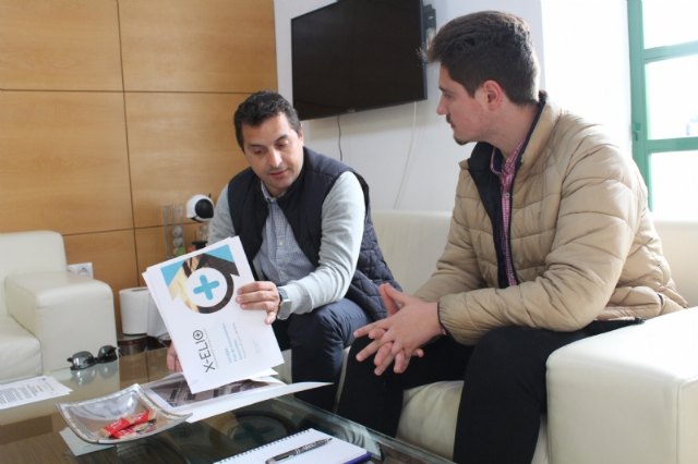 El Ayuntamiento y X-ELIO acuerdan proyectos sociales que redundarán en Totana