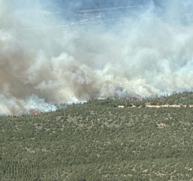 Incendio forestal en Sierra Espuña moviliza un amplio dispositivo de emergencias en Totana