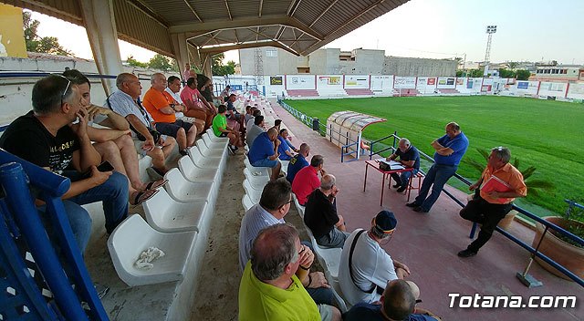La gestora del Olímpico de Totana hace un llamamiento a aquellos jugadores que quieran formar parte del senior del Olímpico