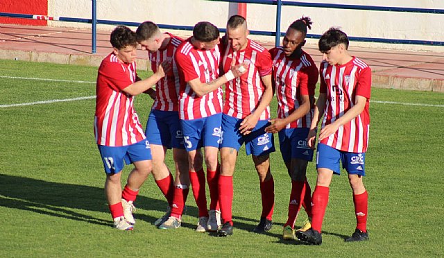 El Olímpico de Totana sigue firme en la lucha por el ascenso con una nueva victoria