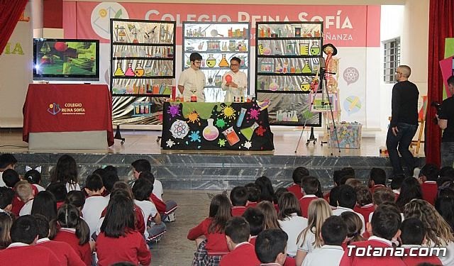 El Colegio Reina Sofía celebró la Semana Cultural 'La Ciencia'