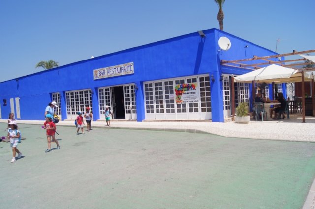 Un kiosco de propiedad municipal prestará servicio este verano en el Polideportivo “6 de Diciembre”