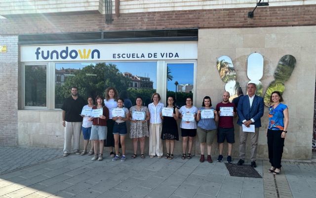 Fundación Mapfre y Fundown, pioneras en la formación en inteligencia artificial para personas con discapacidad de Murcia