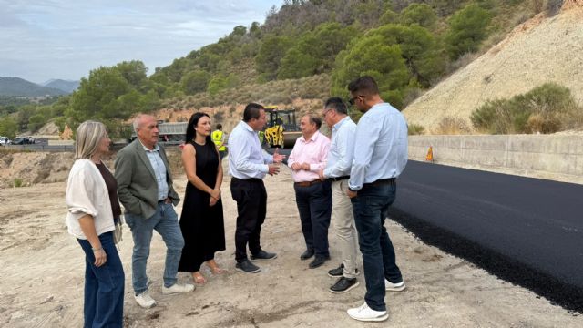 La Comunidad avanza en las obras de renovación de la carretera de El Ni&ntilde;o de Mula