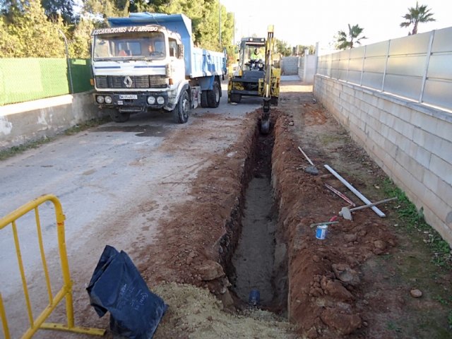 Aprueban el incremento presupuestario y plazo de ejecución de las obras de renovación de la tubería en el Camino del Polideportivo