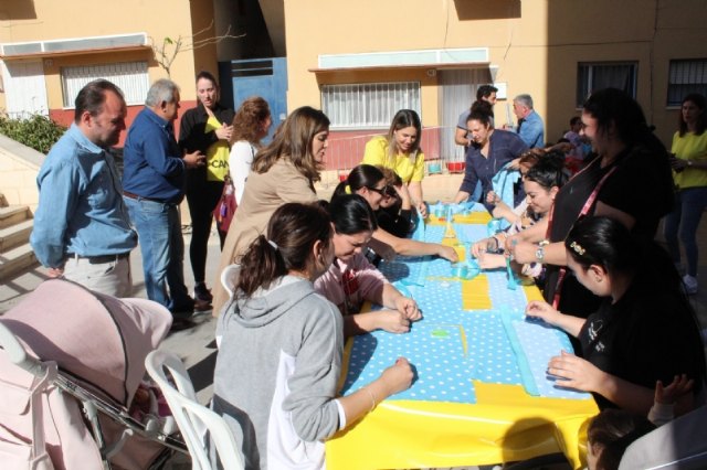 Más de 140 personas del colectivo gitano se benefician de forma transversal del programa “Haciendo Comunidad”