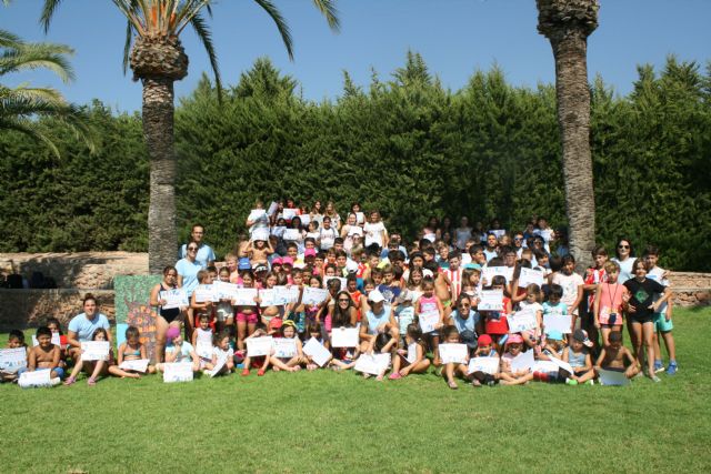 Se clausura la segunda quincena del Campus de Verano en el Polideportivo Municipal '6 de Diciembre' y en El Paretón, con la participación total de 240 niños y niñas